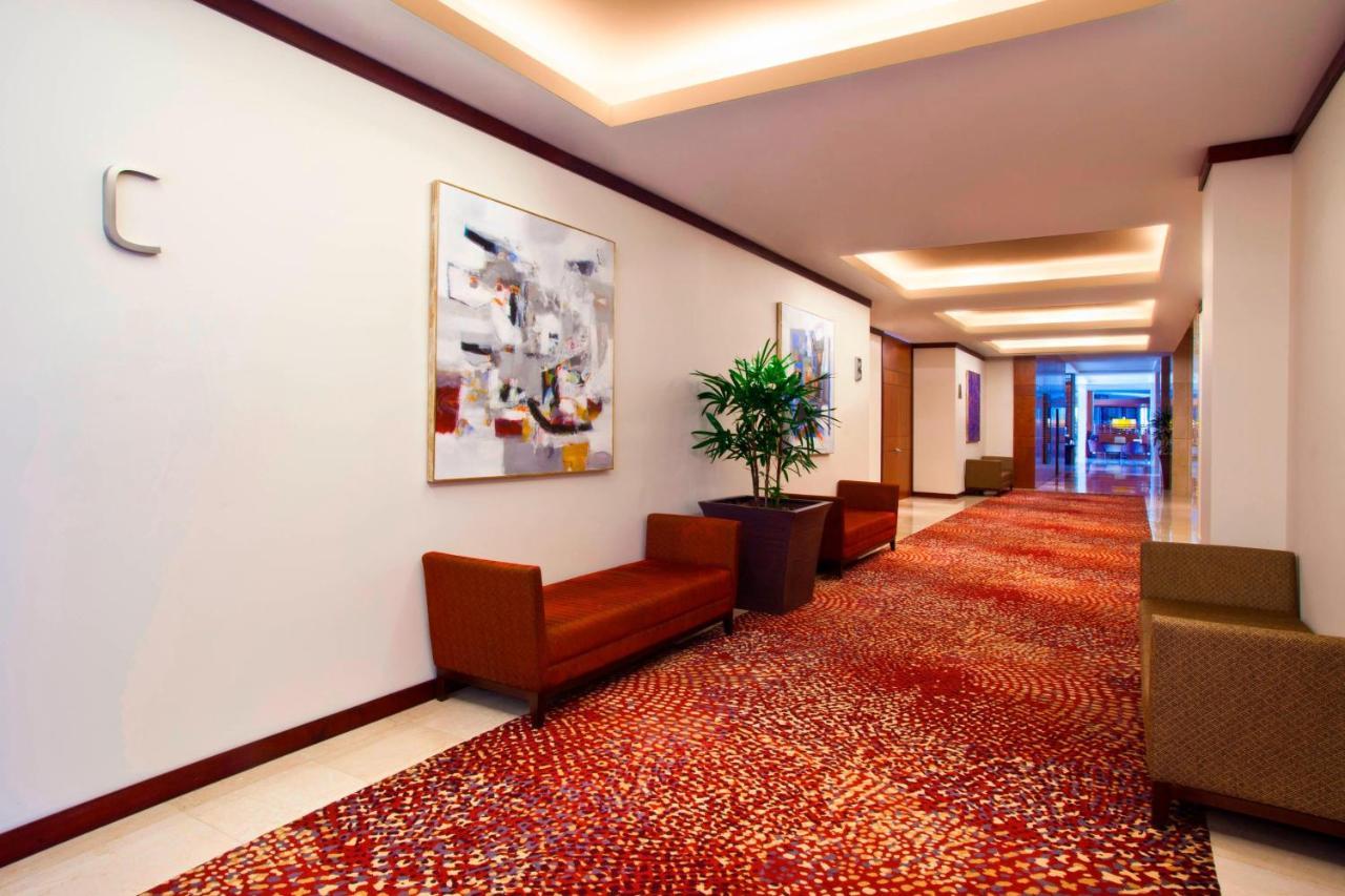 Sheraton Santiago Hotel & Convention Center Екстер'єр фото